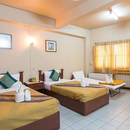 Khelang Nakorn Hotel Lampang Extérieur photo