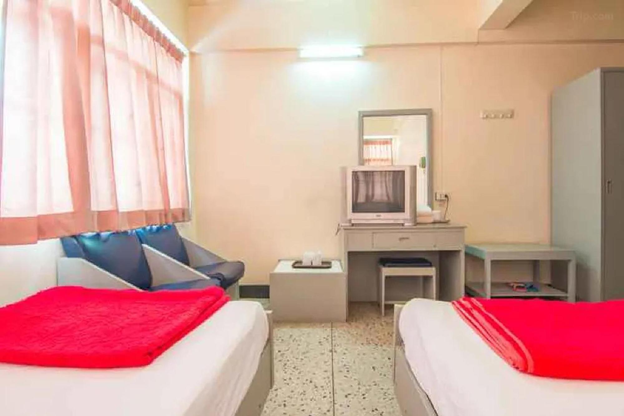 Khelang Nakorn Hotel Lampang Extérieur photo