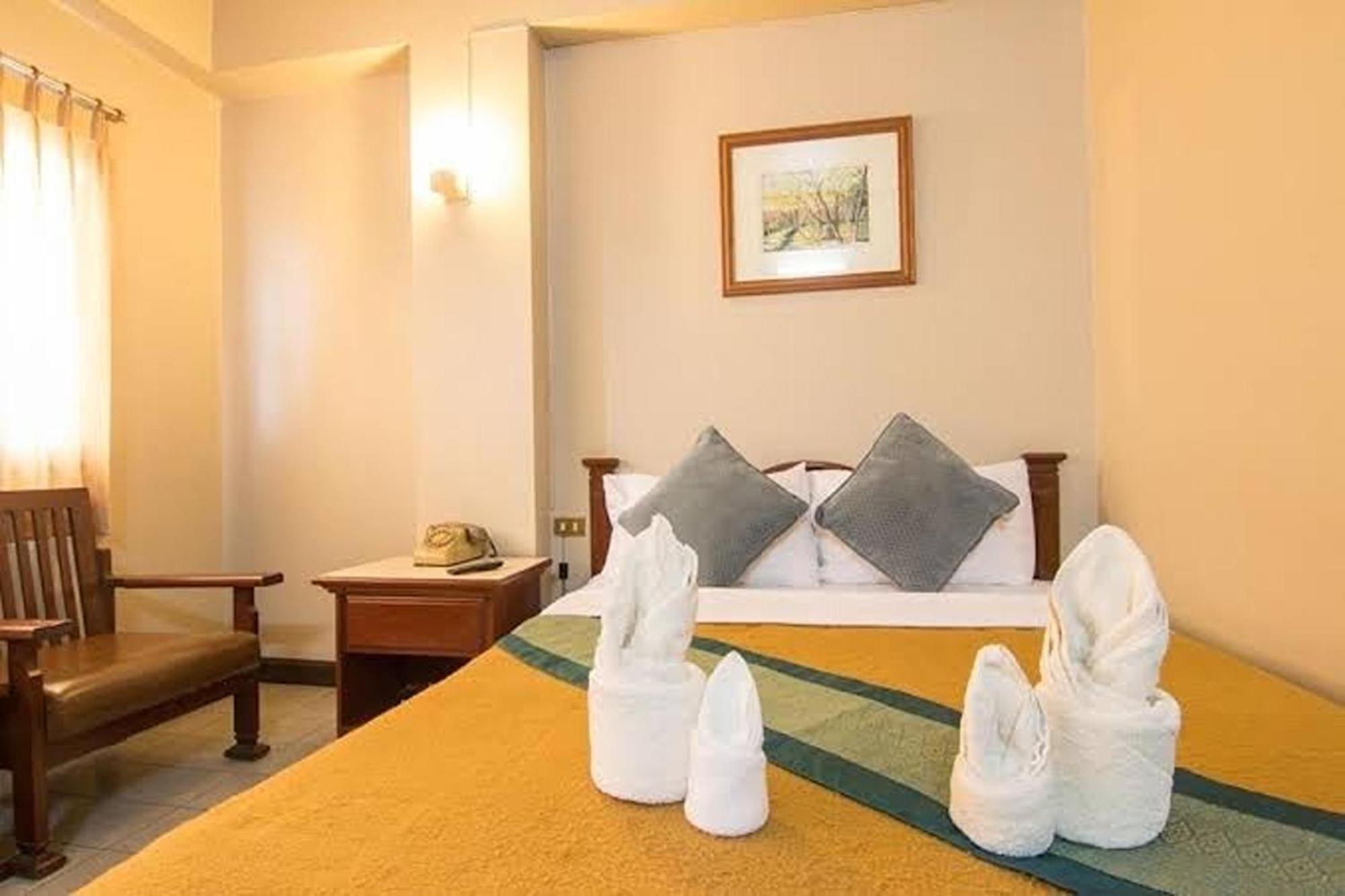 Khelang Nakorn Hotel Lampang Extérieur photo