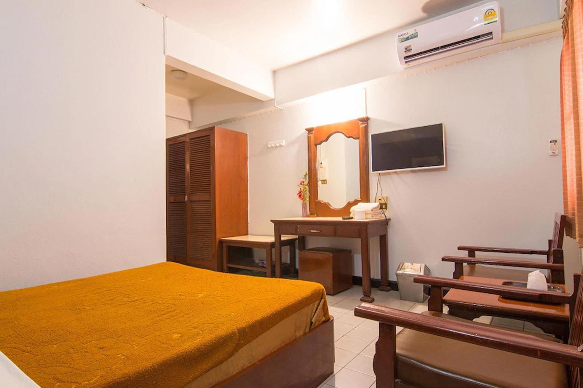 Khelang Nakorn Hotel Lampang Extérieur photo