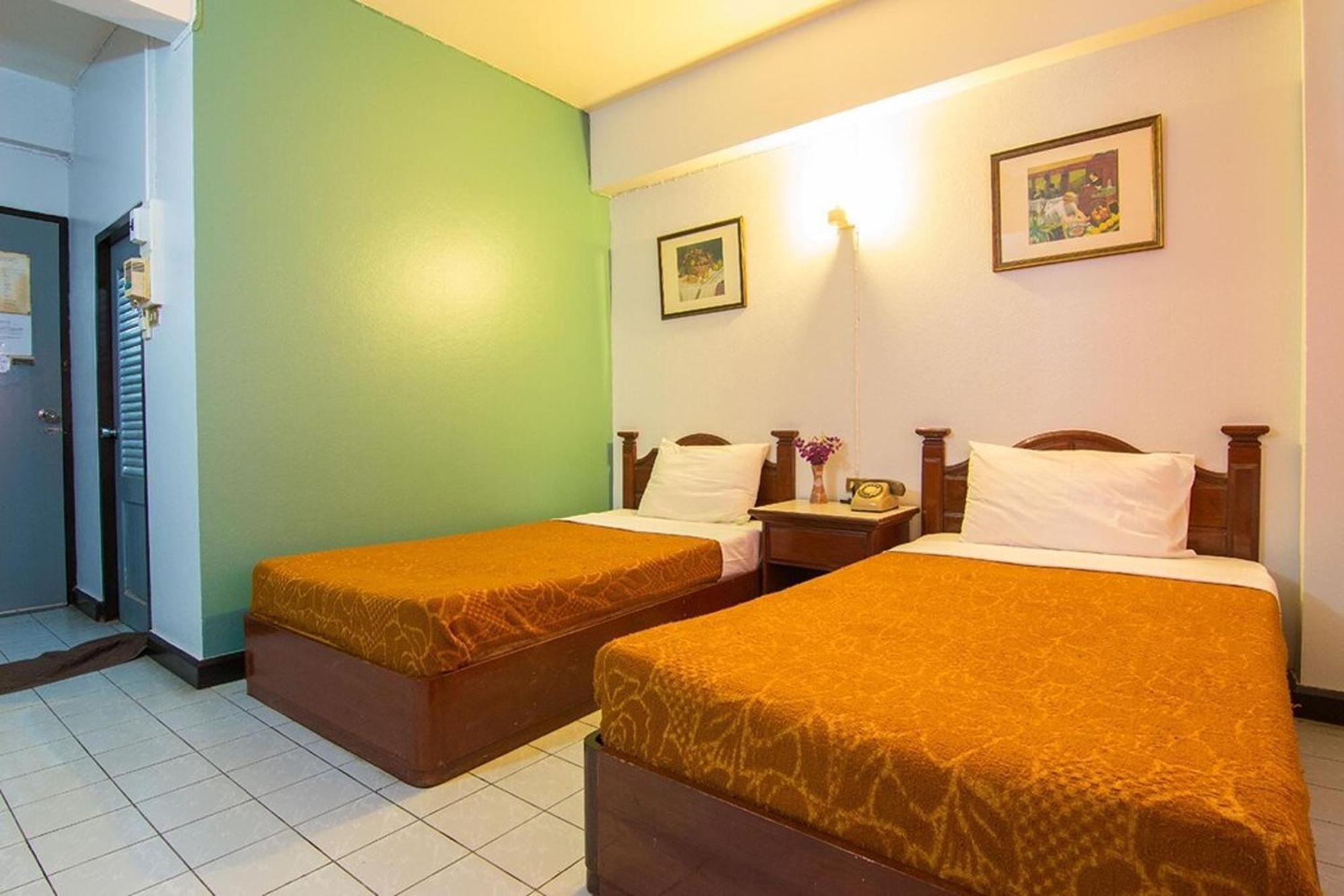 Khelang Nakorn Hotel Lampang Extérieur photo