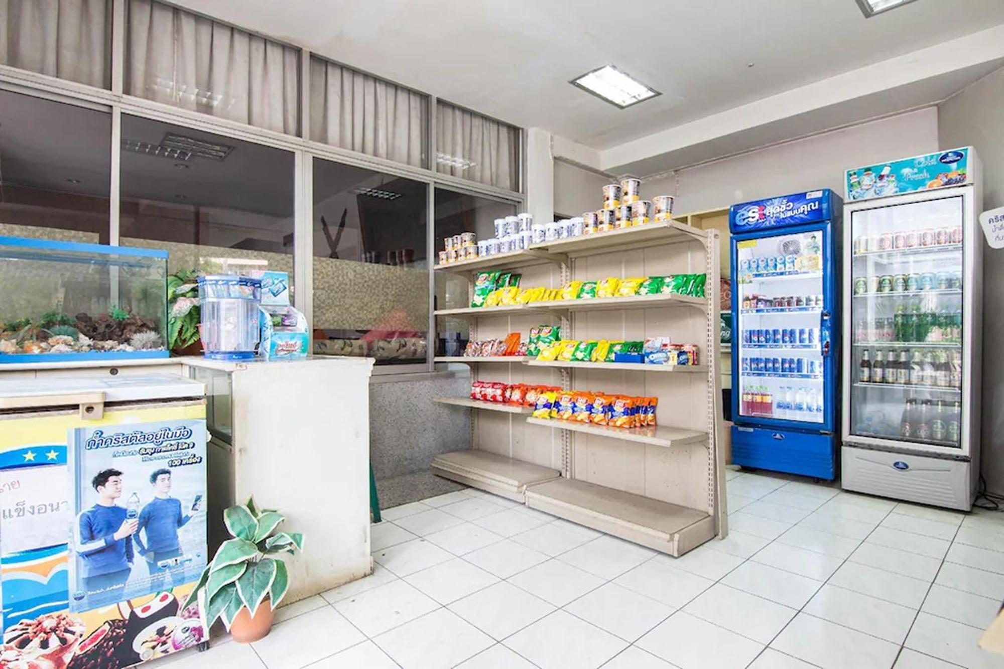 Khelang Nakorn Hotel Lampang Extérieur photo