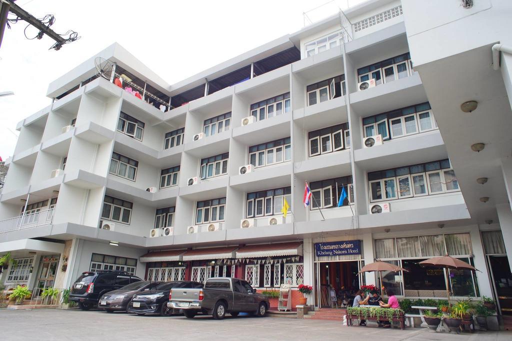 Khelang Nakorn Hotel Lampang Extérieur photo
