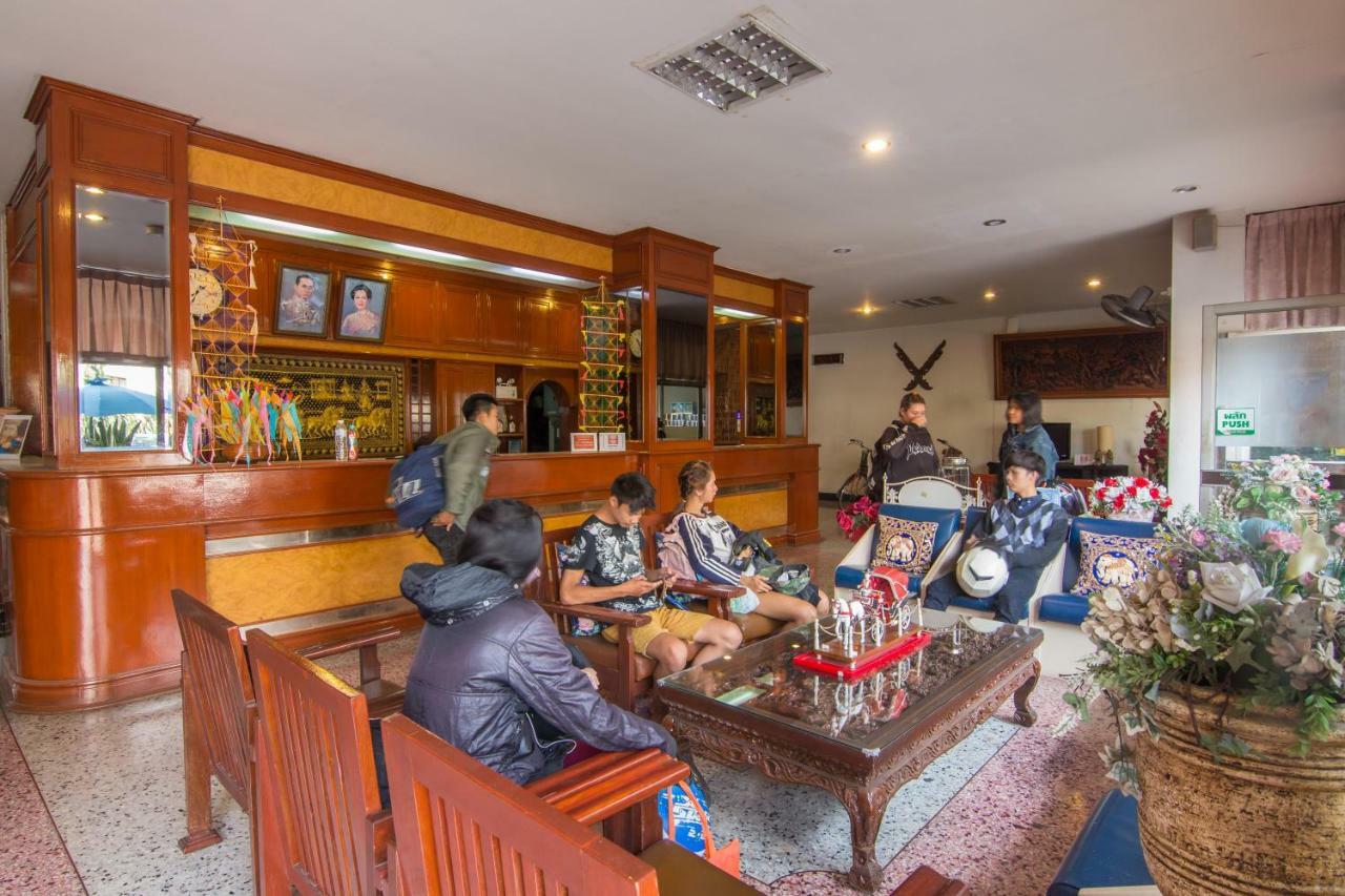 Khelang Nakorn Hotel Lampang Extérieur photo