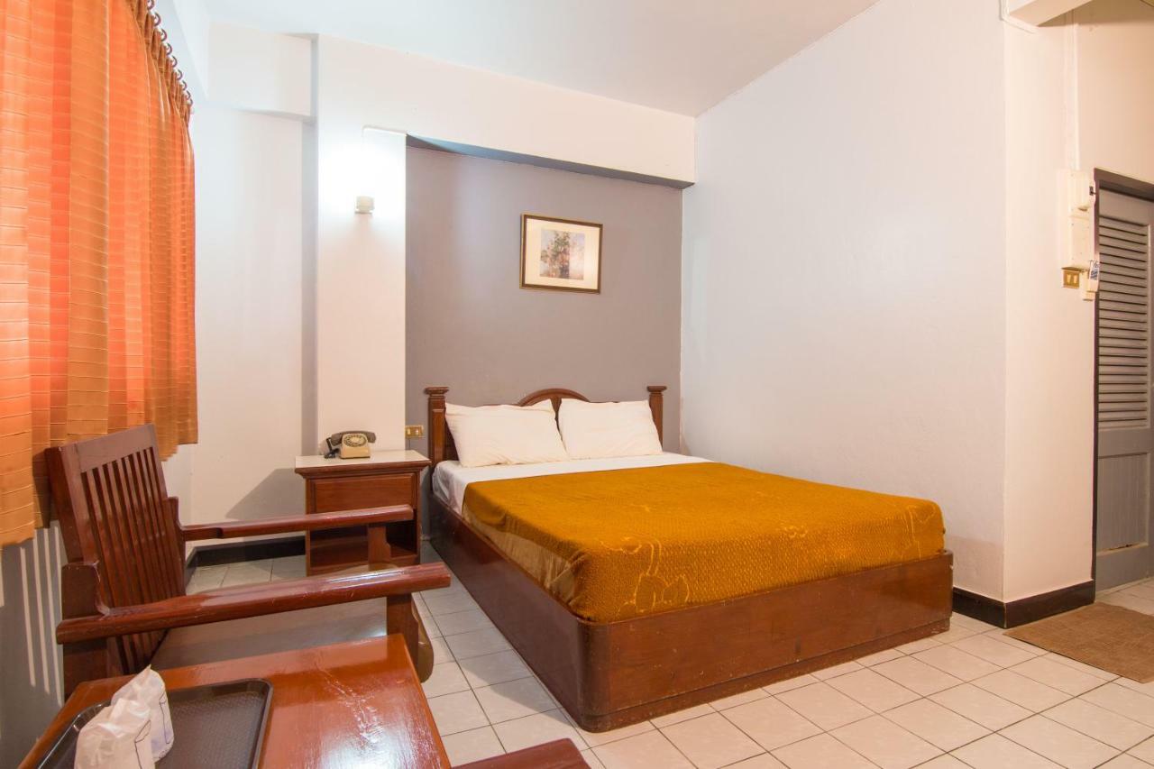 Khelang Nakorn Hotel Lampang Extérieur photo